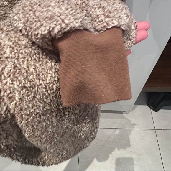 Girls onesie deer size medium. - Picture 4 of 7